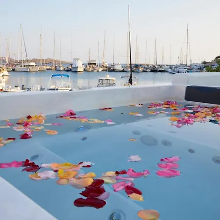 Apartment Azura Aqua Finikas (Syros)